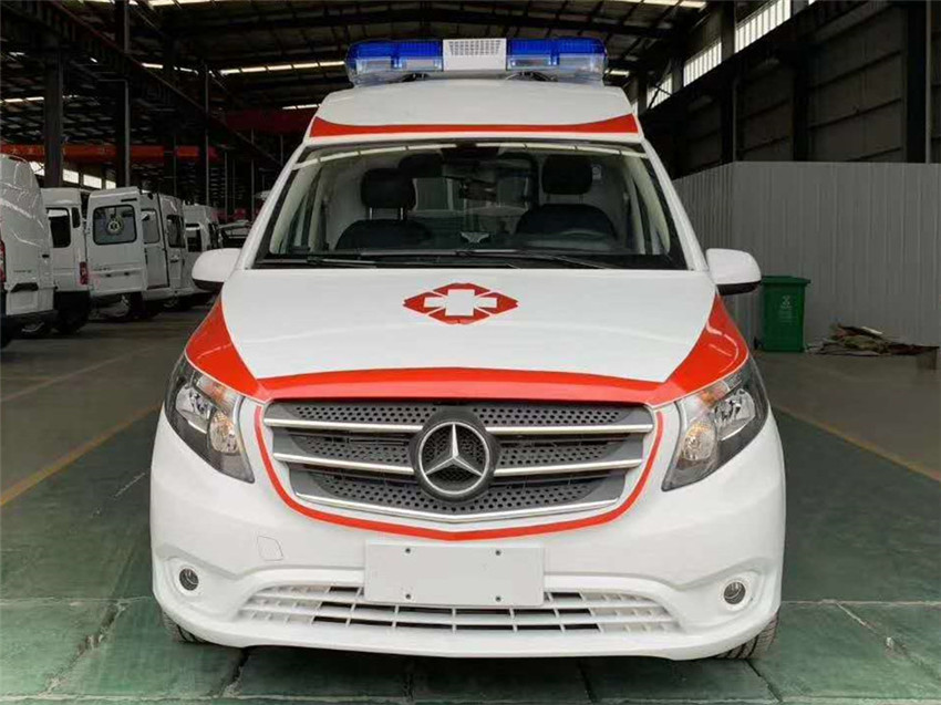 國六奔馳新威霆救護(hù)車（負(fù)壓）