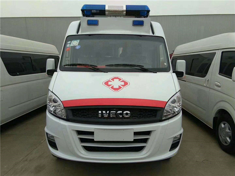 依維柯新款A50救護車（轉(zhuǎn)運型）