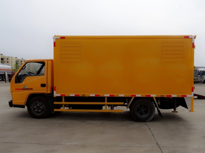 江鈴小型應(yīng)急發(fā)電車、電源車
